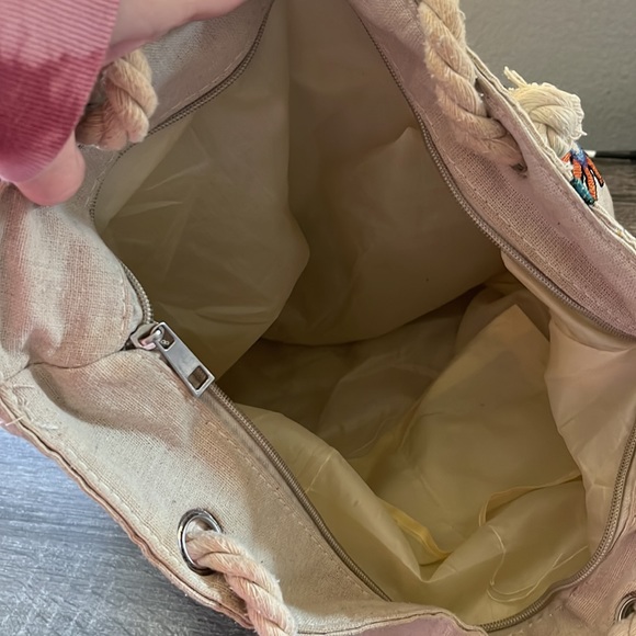 Zippered Tote - Picture 4 of 5